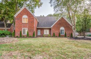 featured image of 8667 Havenhurst Dr