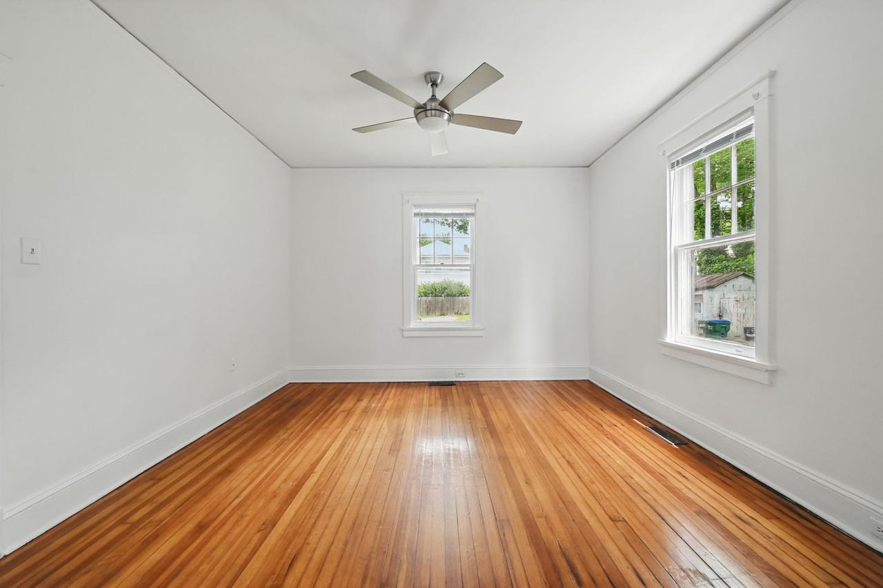 508 Arnold Ave - Photo 3 of 27