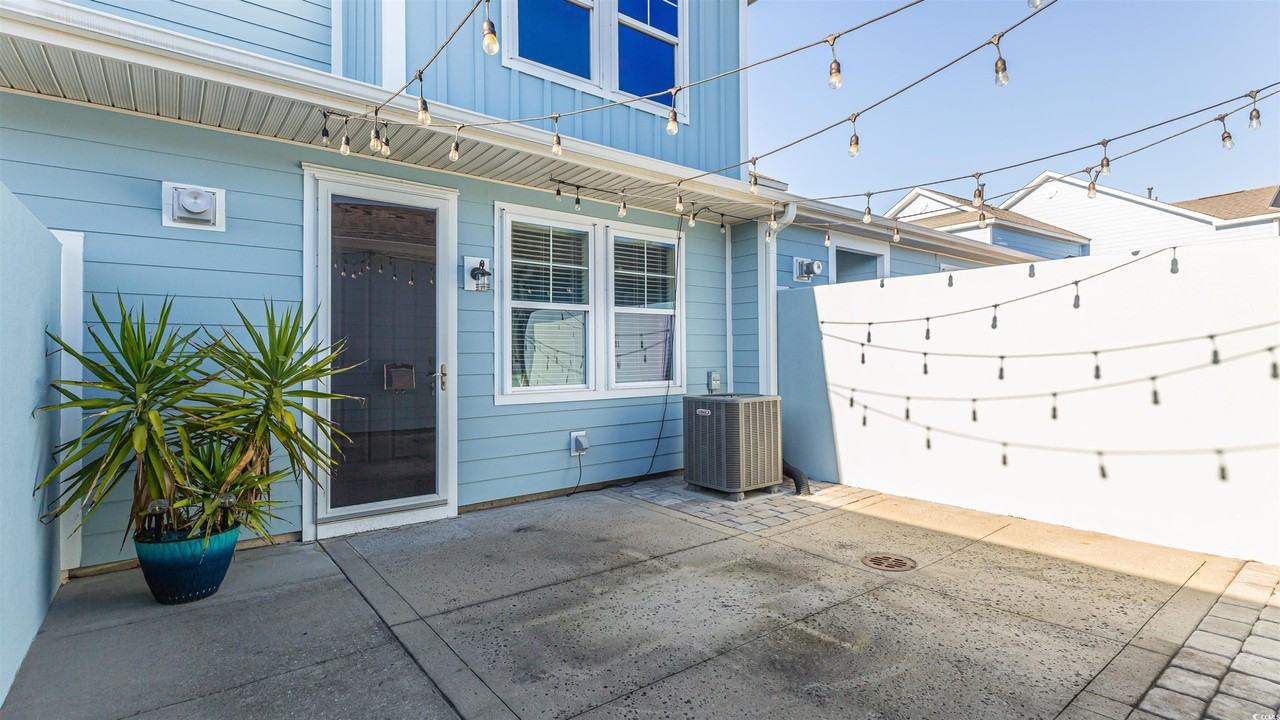 1845 Culbertson Avenue - Photo 3 of 40