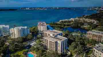 featured image of 150 Belleview Blvd #403