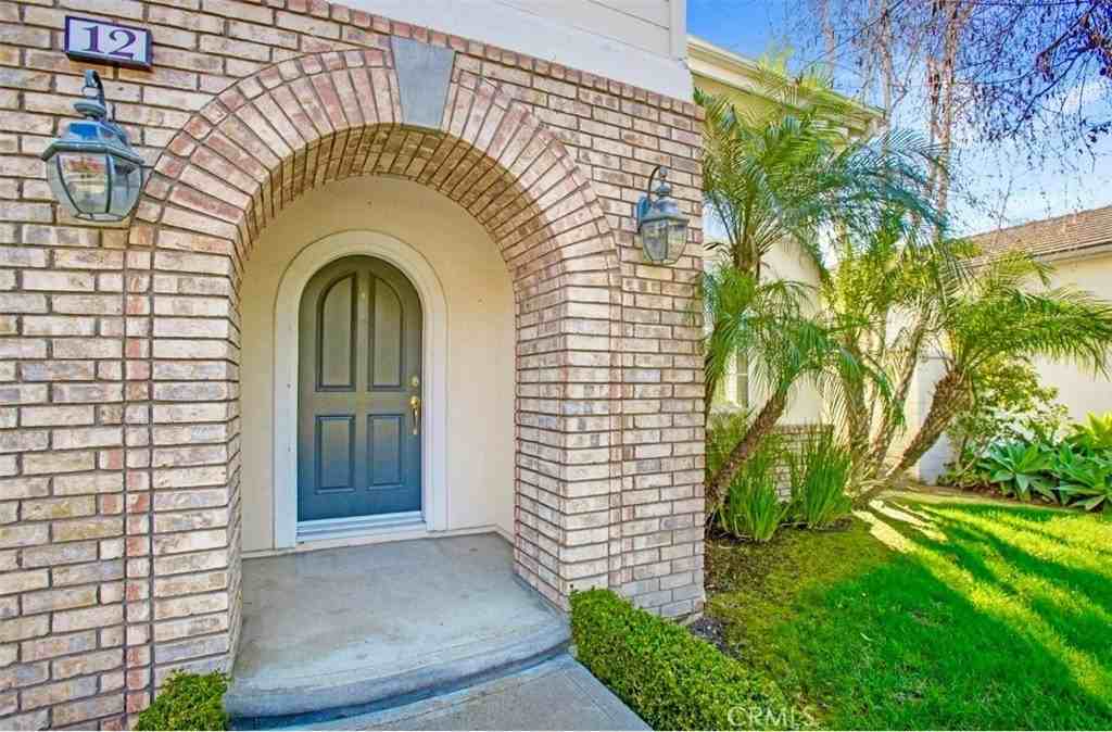 12 Avenida Reflexion - Photo 3 of 42