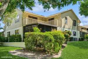 featured image of 7485 Se Jamestown Ter