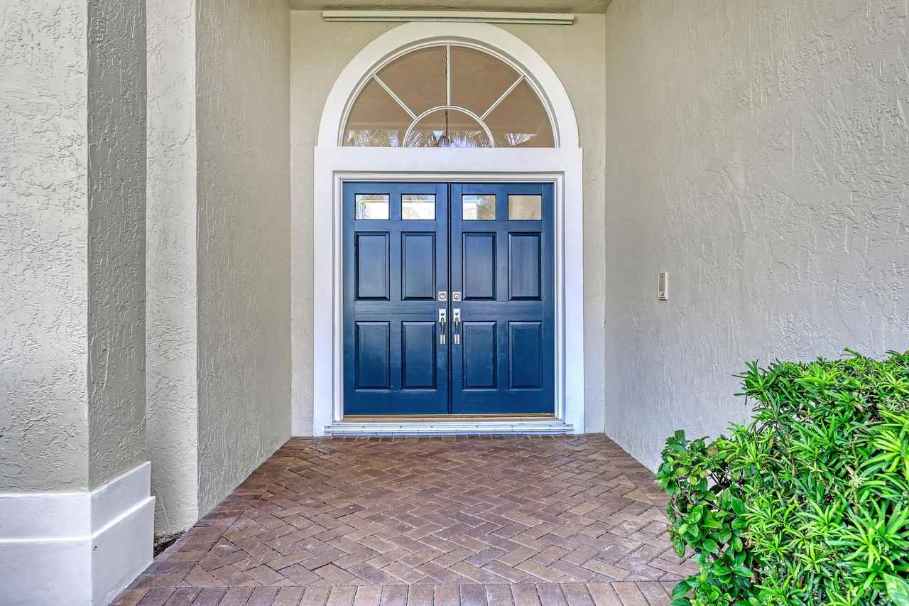 22 Windward Isle - Photo 7 of 50