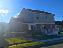 featured image of 224 37th St S