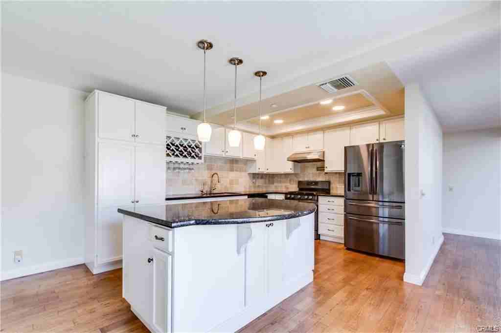 29 Dartmouth #25 - Photo 2 of 8