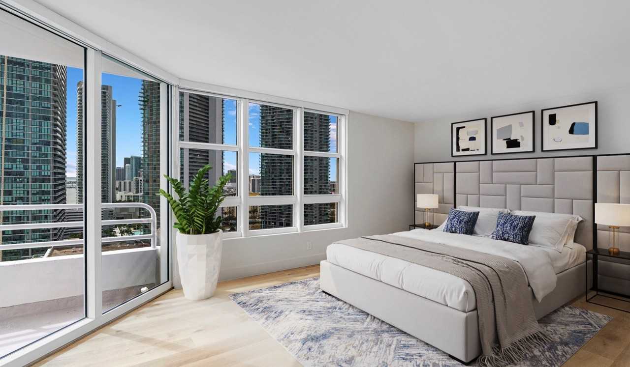 The Hamilton Apartments - Photo 7 of 50