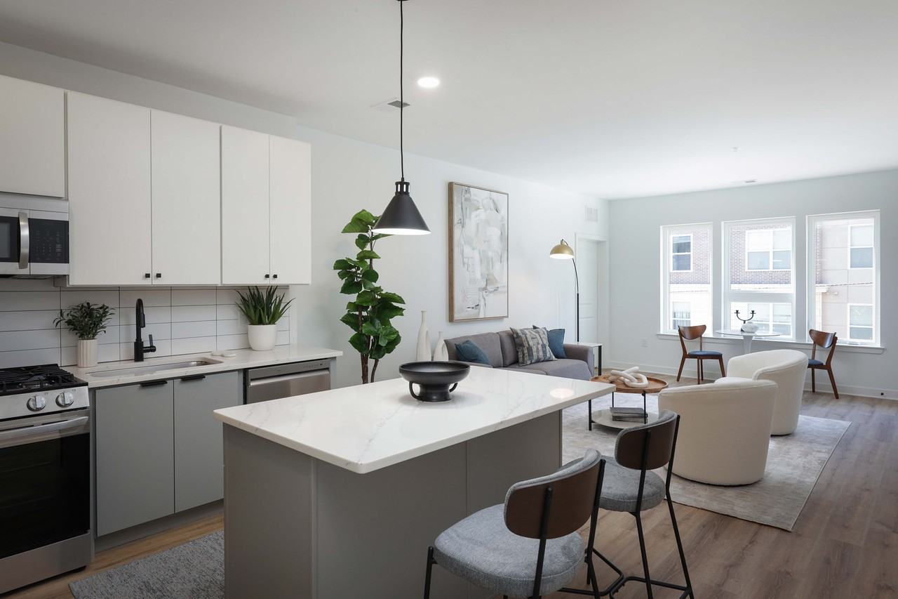 The Arthur - Photo 2 of 9