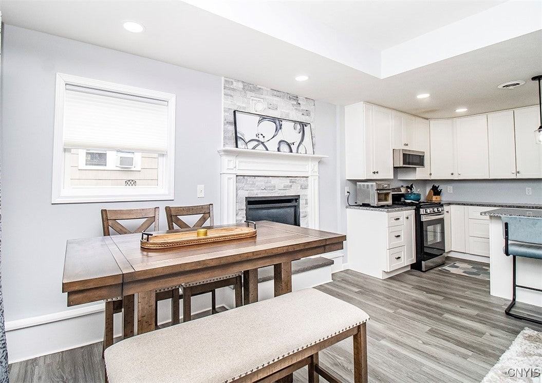 322 Fairmount Ave - Photo 4 of 31