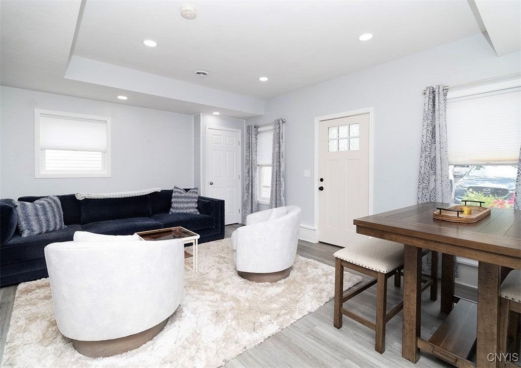 322 Fairmount Ave - Photo 6 of 31