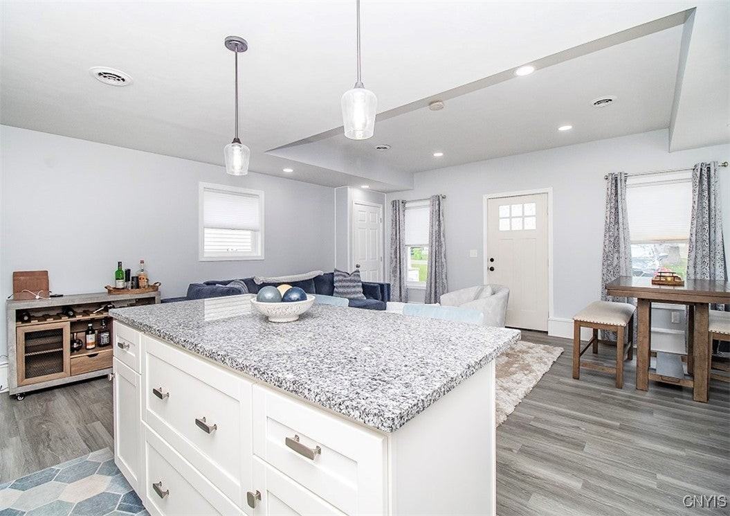 322 Fairmount Ave - Photo 7 of 31