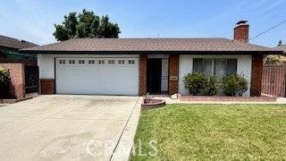 1225 S Charlotte Ave - Photo 2 of 15