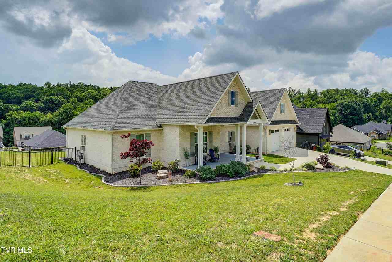 1299 Brumit Flds - Photo 4 of 50