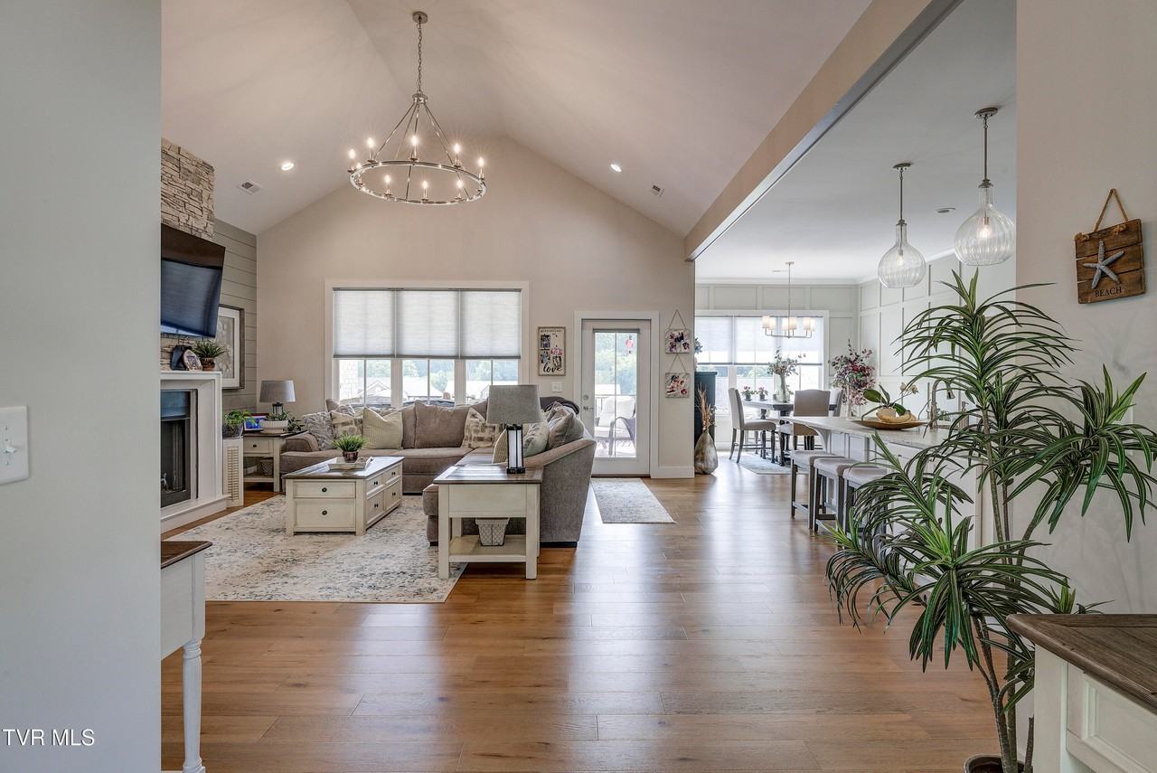 1299 Brumit Flds - Photo 6 of 50