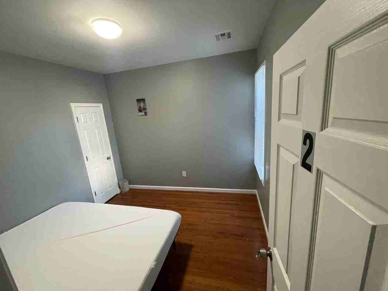 North Gratz Street - Photo 5 of 8