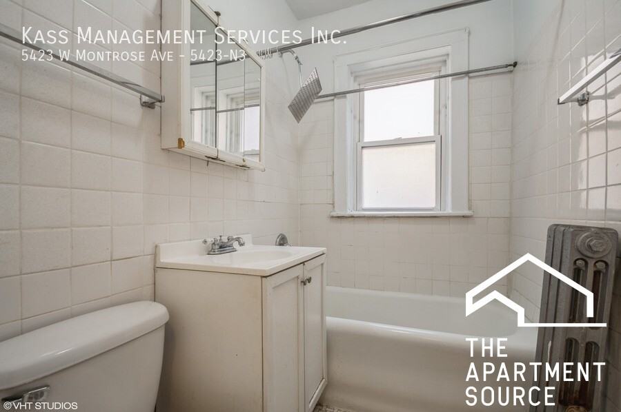 5423 W Montrose Ave #N3 - Photo 7 of 8
