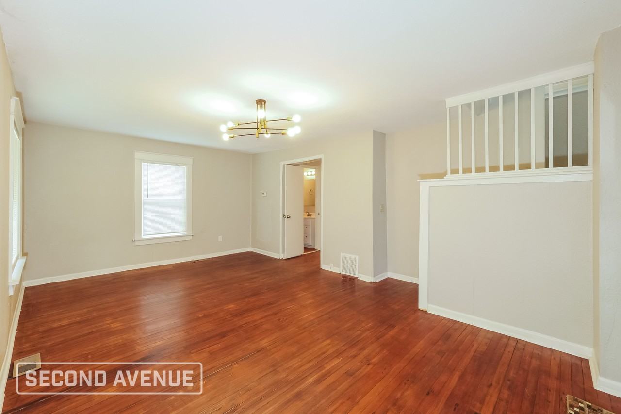 1905 Kensington Ave - Photo 6 of 22