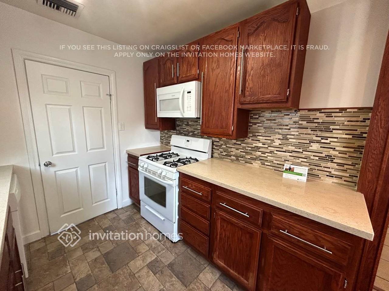 6509 Whitman Avenue - Photo 7 of 16