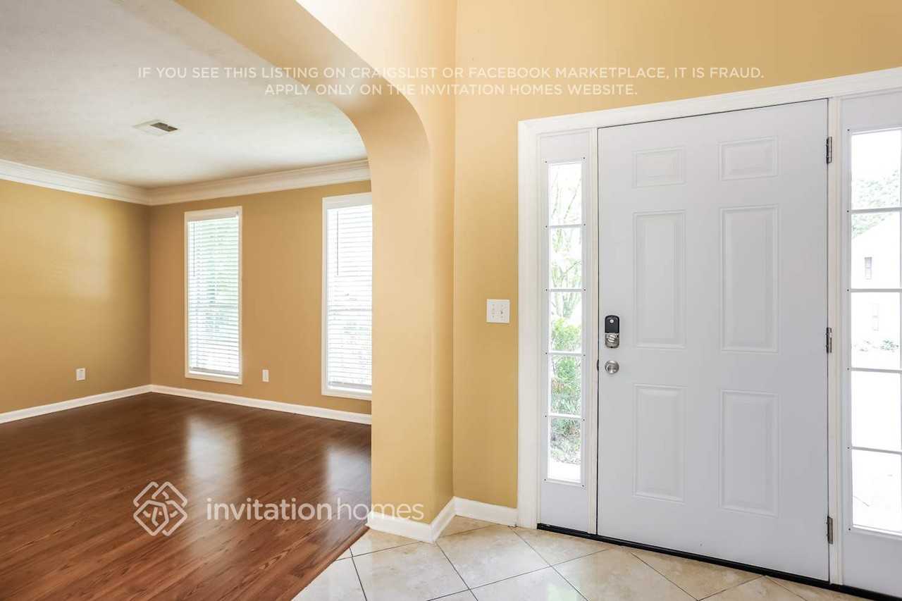 2535 Tolliver Drive - Photo 4 of 18