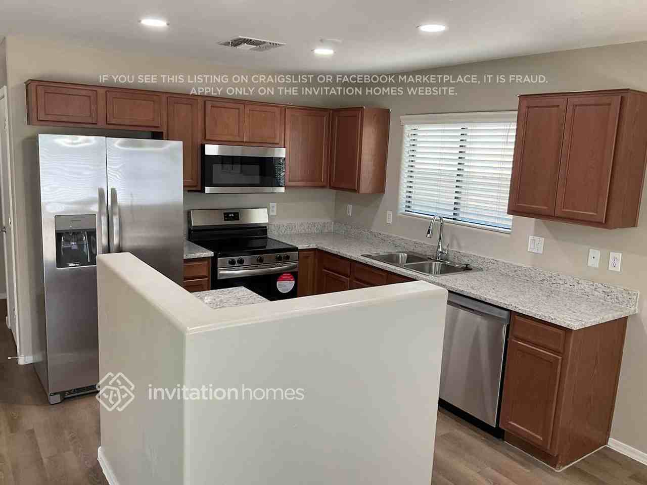 2218 E Cochise Ave - Photo 6 of 20