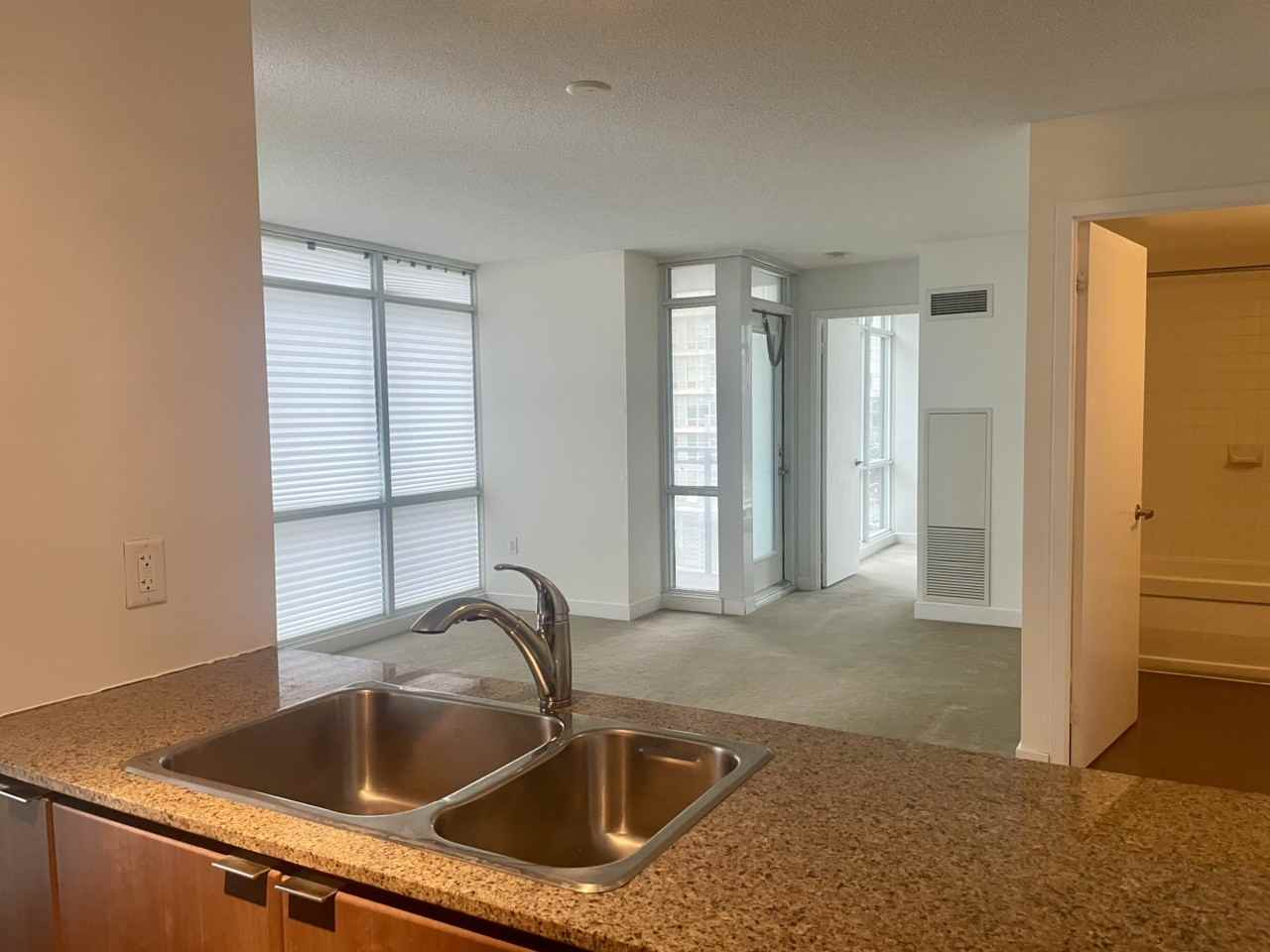 11 Brunel Crt - Photo 3 of 10