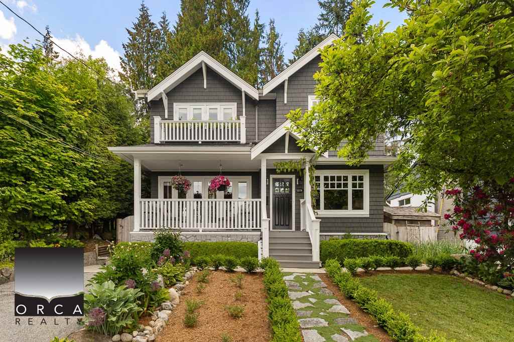 1278 Wellington Dr - Photo 3 of 50