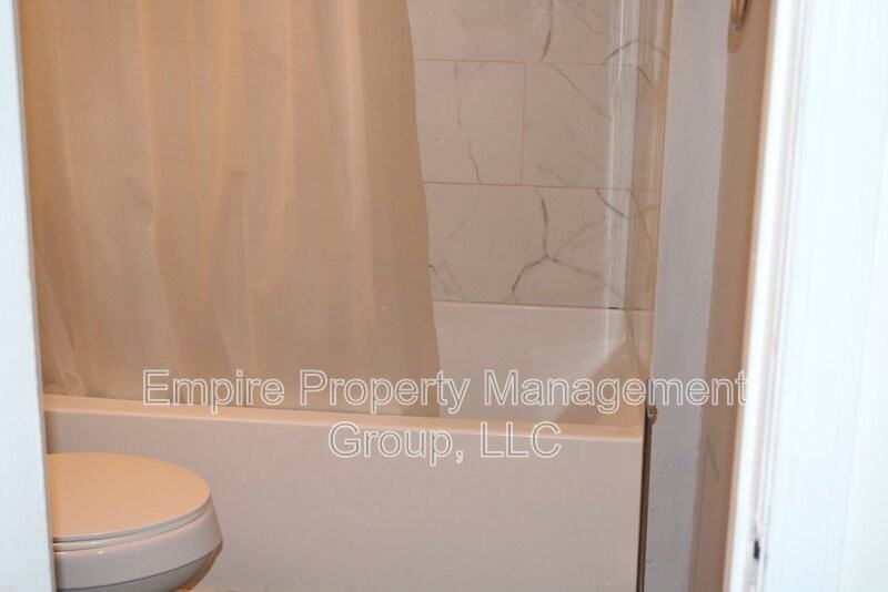 2208 Kingswood Dr - Photo 4 of 15