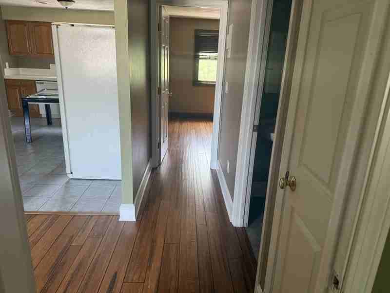 101 Baker St #F - Photo 3 of 10