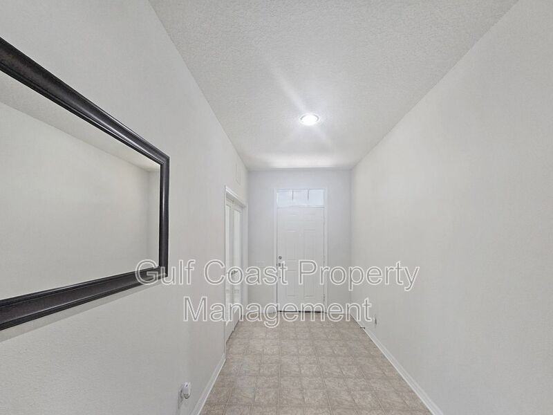 5808 111th Ave E - Photo 3 of 31