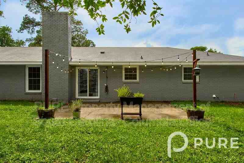 3 Village Ct - Photo 4 of 32