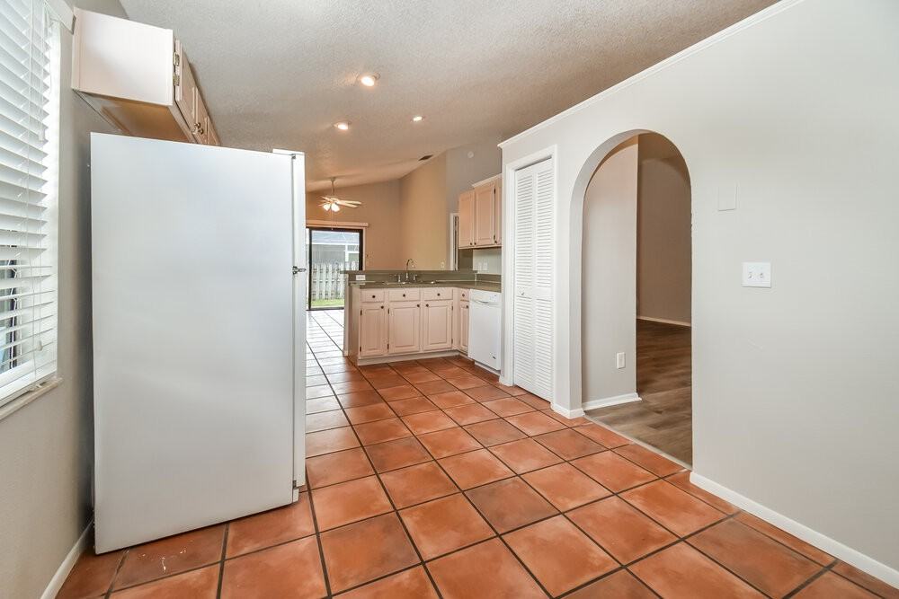 11015 Felton Ct - Photo 7 of 16