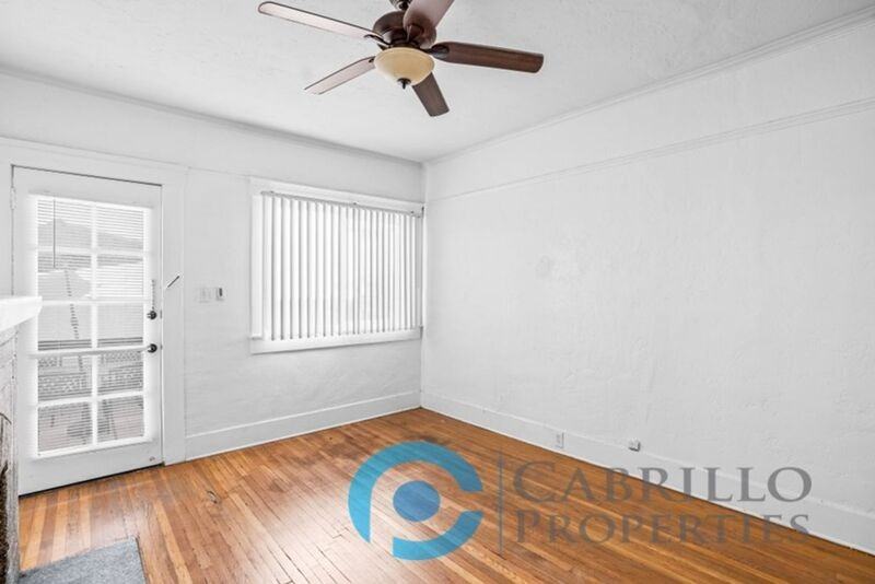 415 Juniper St - Photo 6 of 13