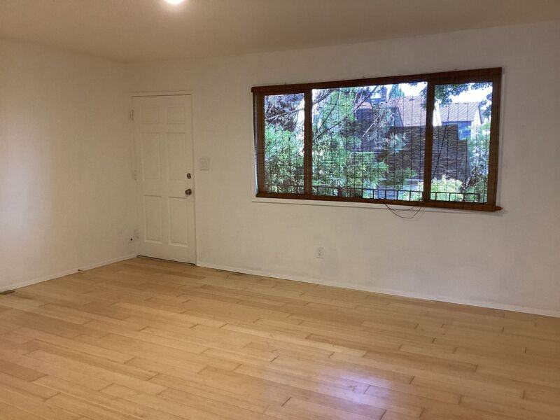 127A Se 30th Pl - Photo 3 of 11