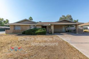 704 E La Jolla Dr - Photo 1 of 1