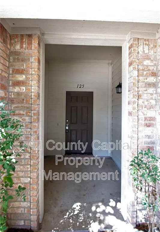 125 Camelia Pkwy #125 - Photo 3 of 9