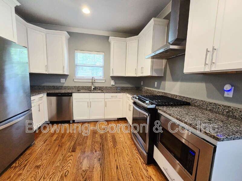 1036 40th Ave N - Photo 5 of 19