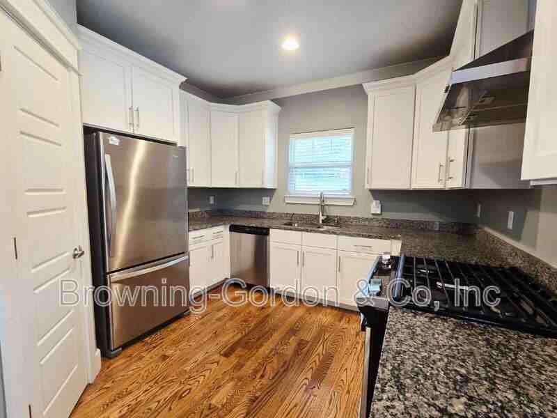 1036 40th Ave N - Photo 6 of 19