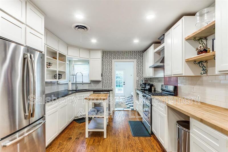 3812 Birchman Ave - Photo 3 of 25