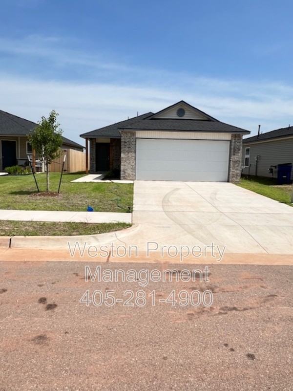 1218 Guthrie Farms Blvd - Photo 2 of 20