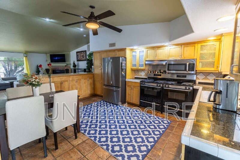 3565 N Manor Rd - Photo 4 of 26
