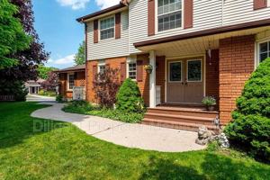 featured image of 1103 Huntington Cir