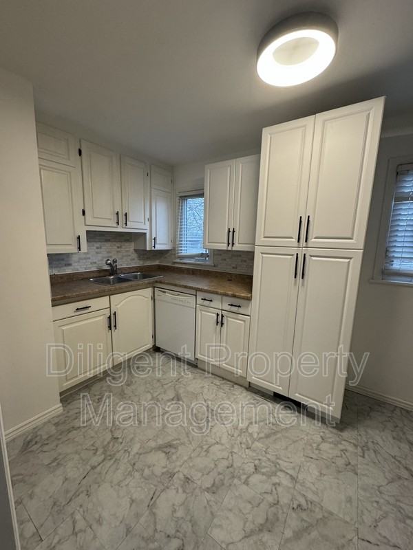 805 Morphet Ave - Photo 4 of 39