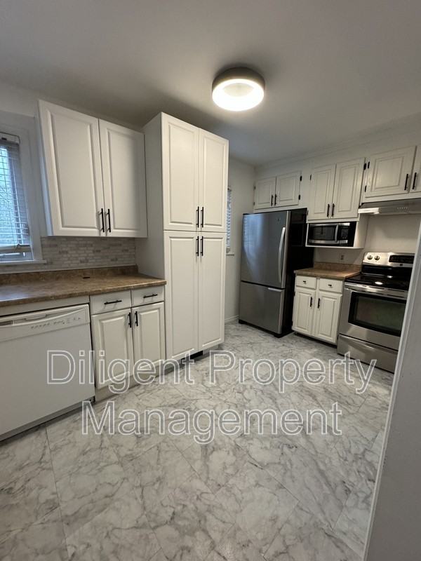 805 Morphet Ave - Photo 6 of 39