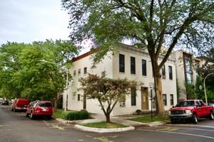 featured image of 2825 W Shakespeare Ave #1