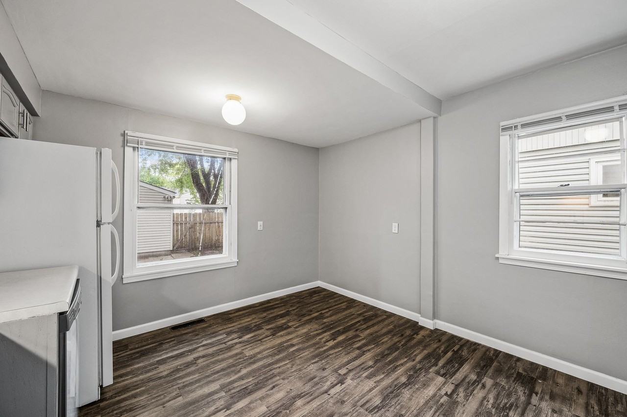 515 12th Ave Nw - Photo 7 of 42