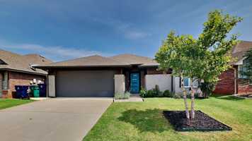 featured image of 7129 Nw 146th St