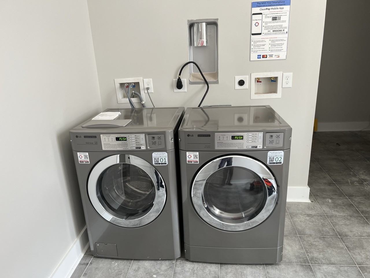 22 North King Street - Photo 3 of 7