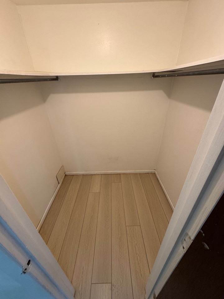 7190 N. Roanoke Rd. - Photo 4 of 14