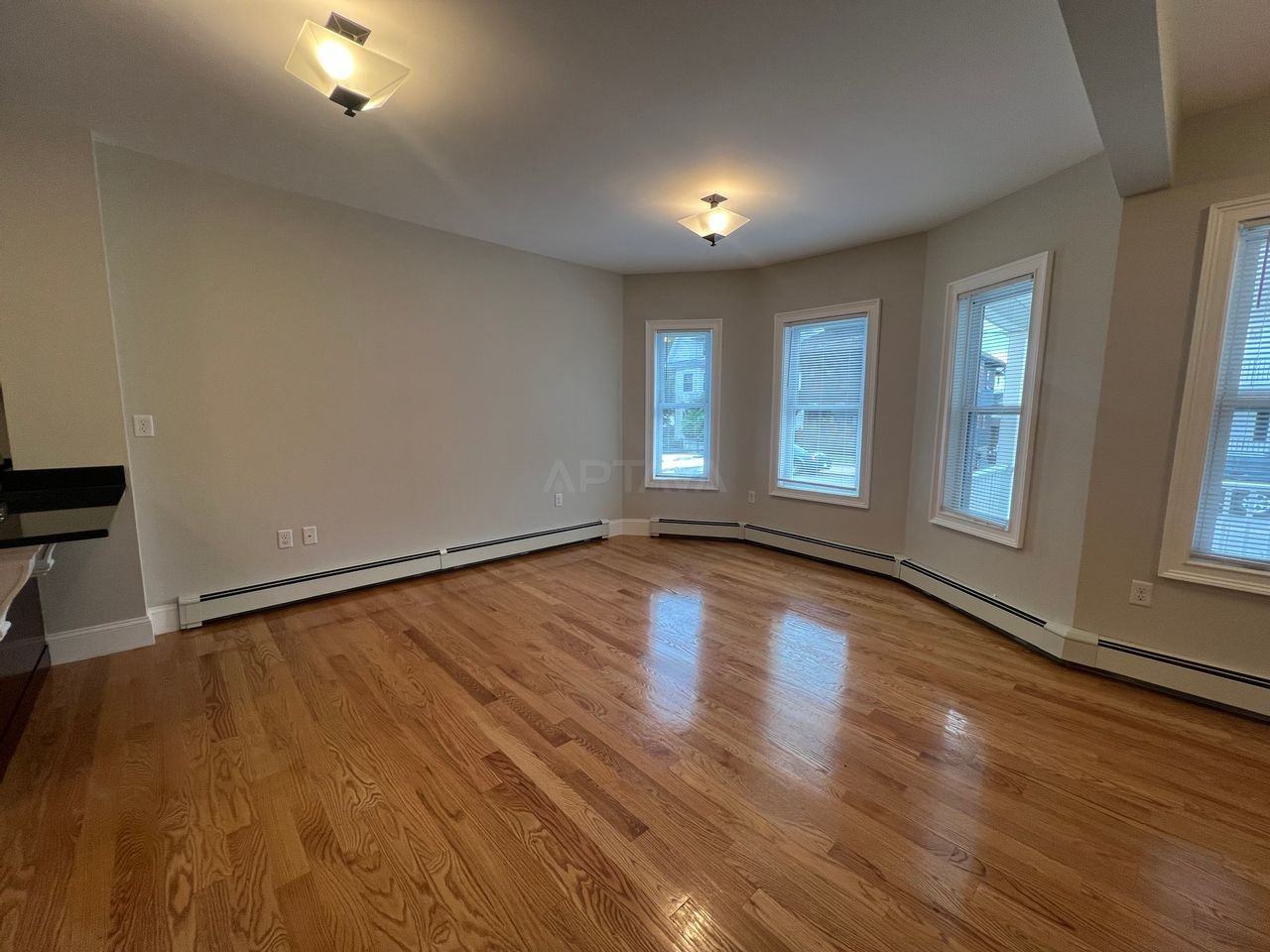 343 Main St #1 - Photo 4 of 24