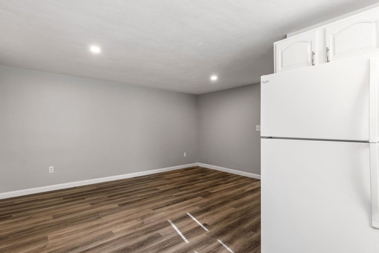 Judson Street - Photo 3 of 10