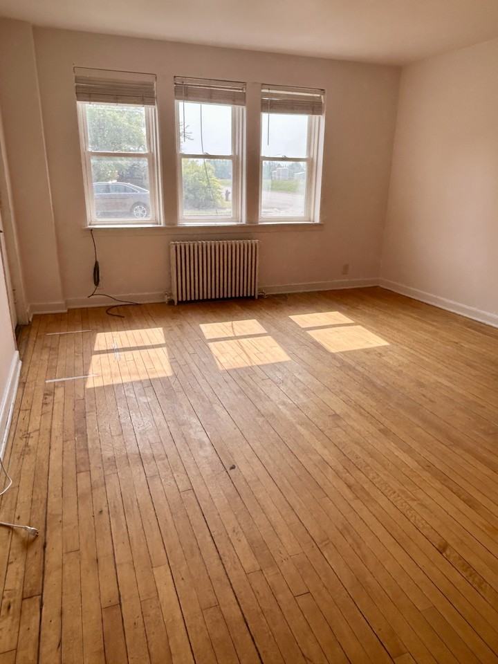 519 1st Avenue Southwest - Photo 4 of 8
